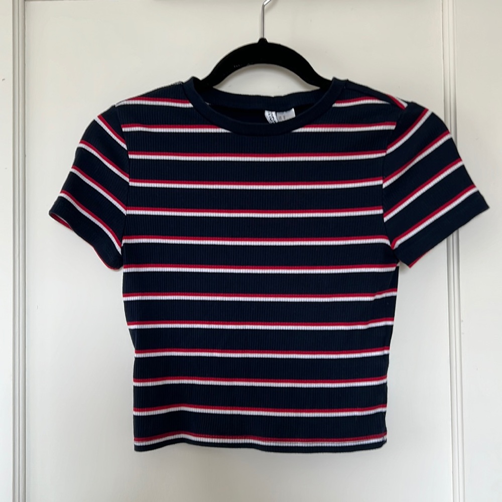 Trendy Striped Crop Top! (H&M)